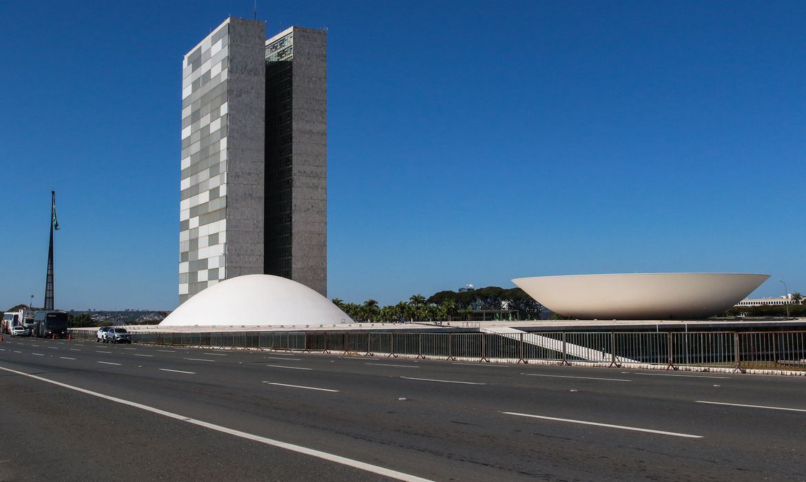 Dois anos da Lei Combustível do Futuro: Binatural reforça protagonismo do biodiesel em debate na Câmara dos Deputados
